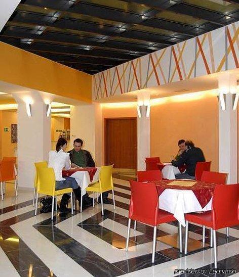 De Luxe Hotel 3*